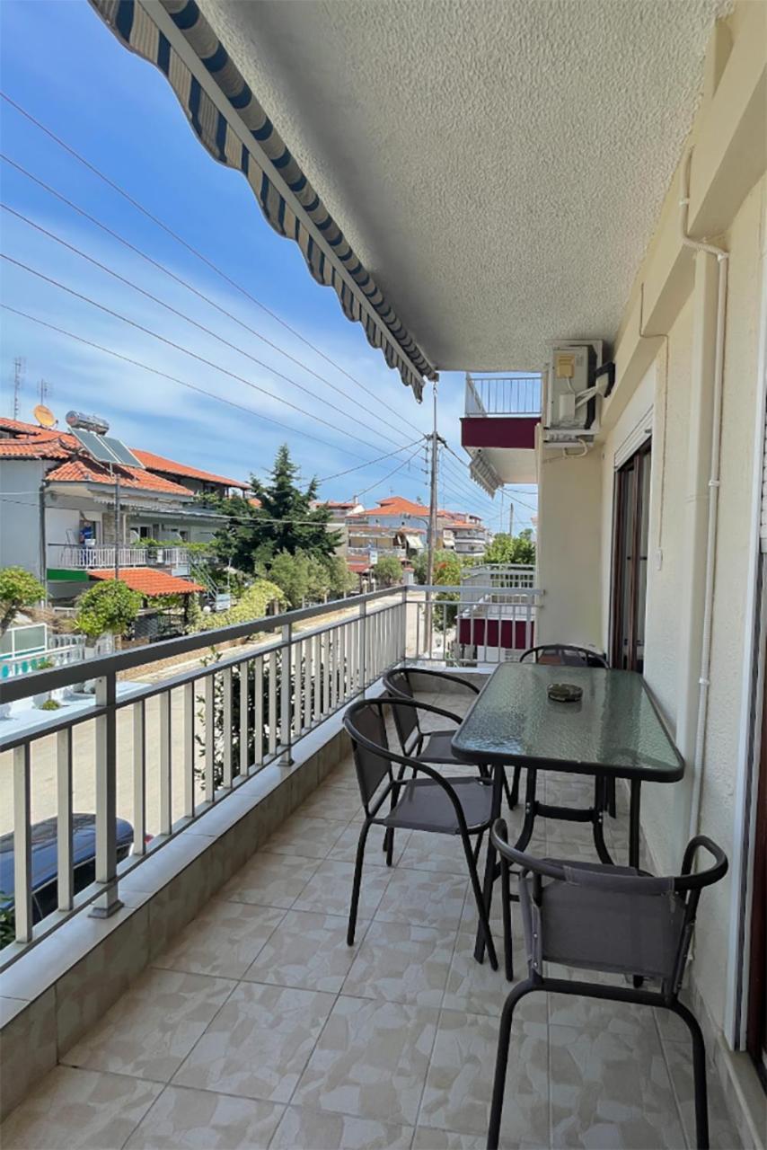 Niki Apartments Paralia Dionisiou Extérieur photo