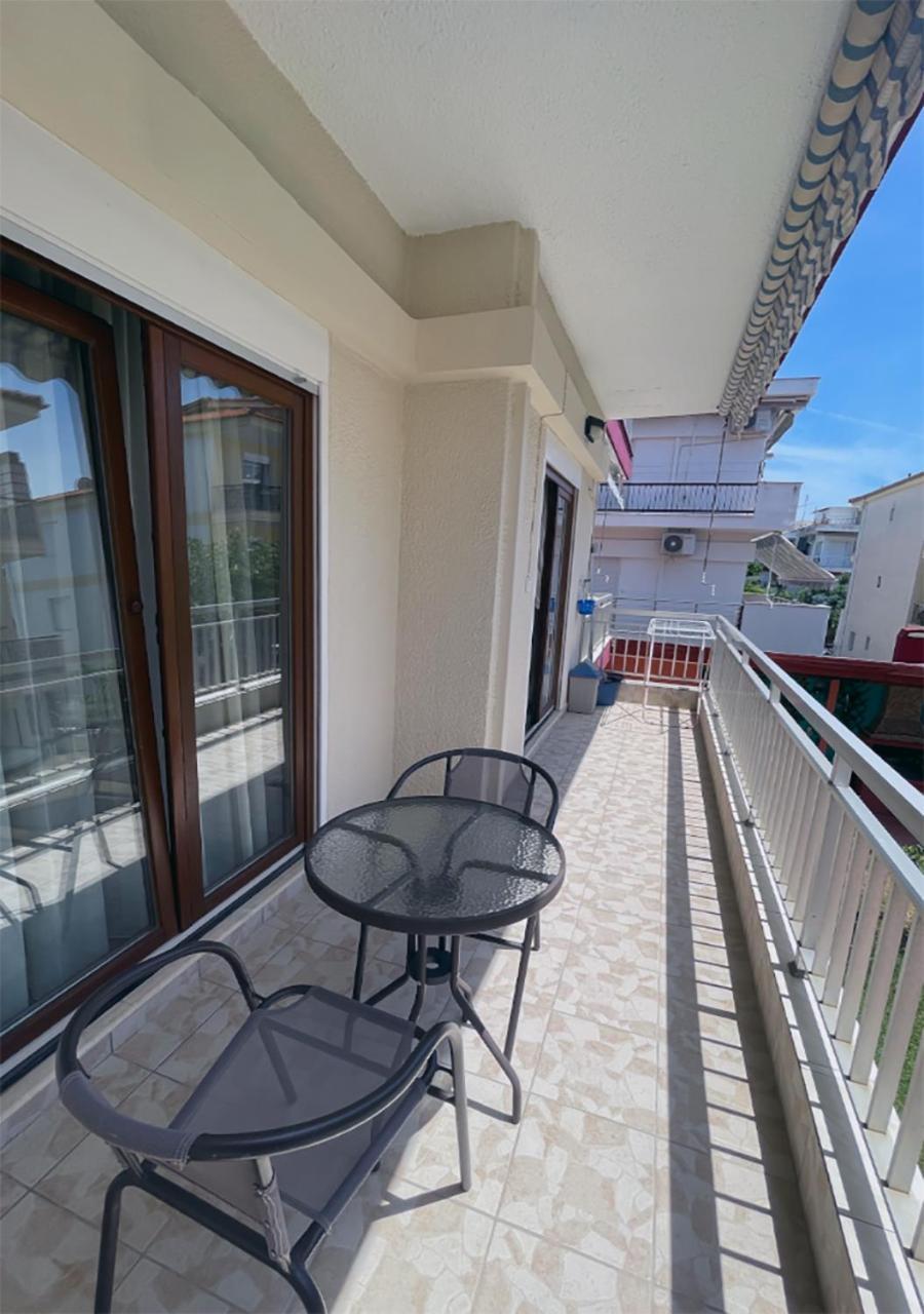 Niki Apartments Paralia Dionisiou Extérieur photo