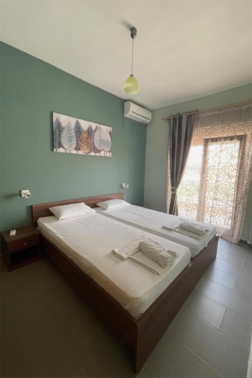 Niki Apartments Paralia Dionisiou Extérieur photo