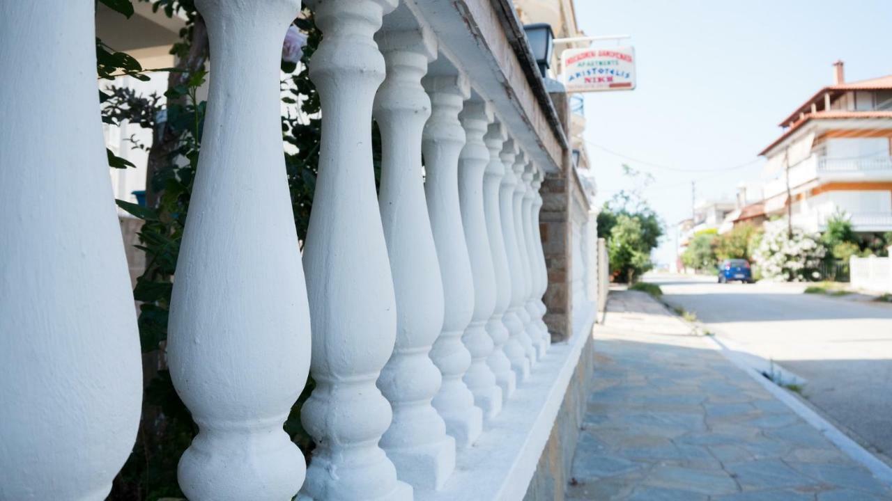 Niki Apartments Paralia Dionisiou Extérieur photo